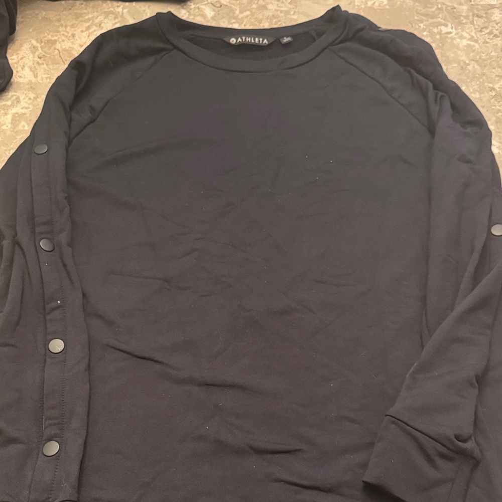 Athleta Women’s  Long Sleeve Black Tee